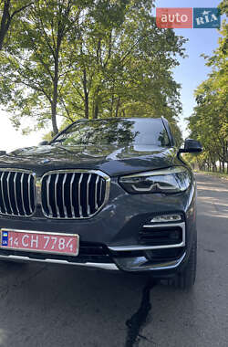 Внедорожник / Кроссовер BMW X5 2020 в 