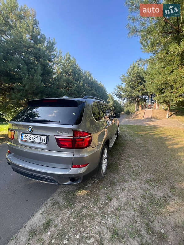 Внедорожник / Кроссовер BMW X5 2012 в Львове