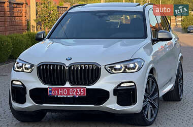 Внедорожник / Кроссовер BMW X5 2020 в Ровно