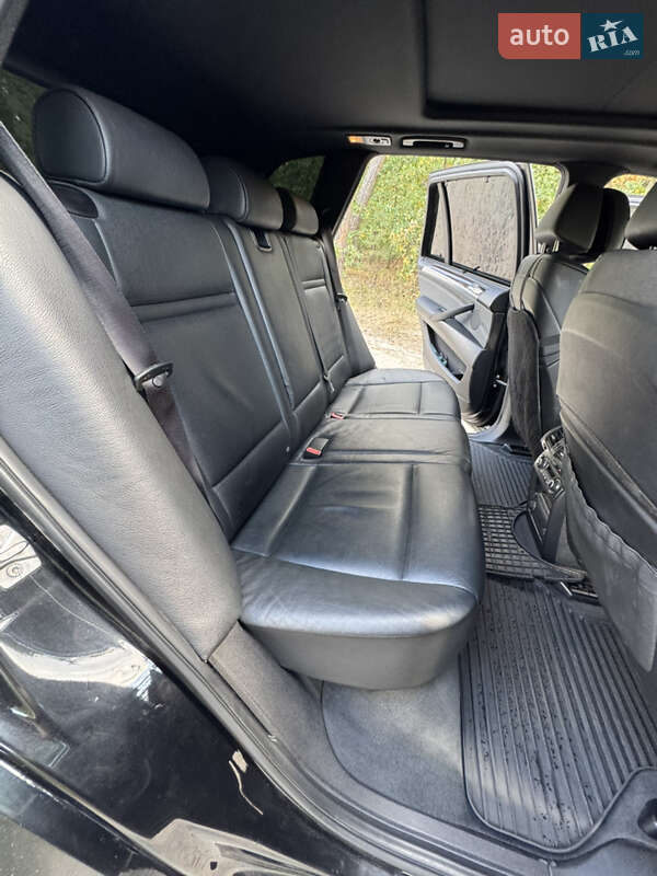 Внедорожник / Кроссовер BMW X5 2011 в Тараще