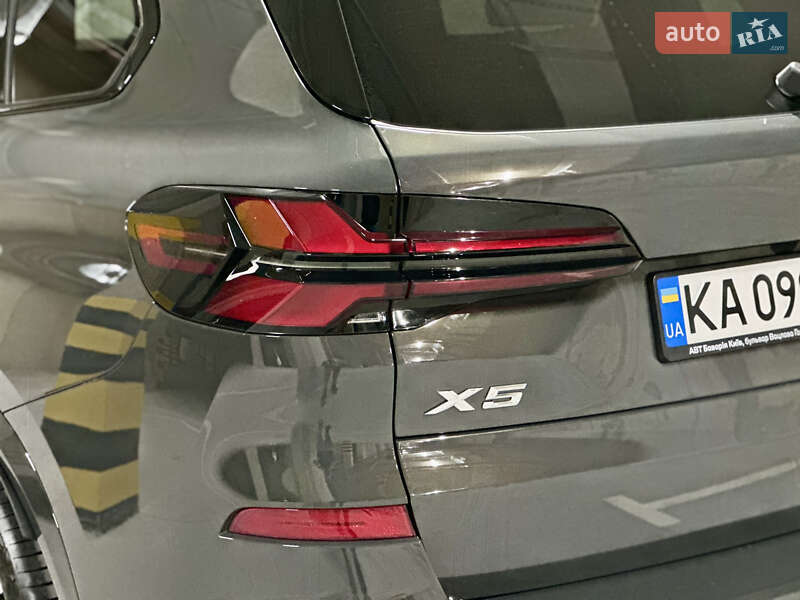 Внедорожник / Кроссовер BMW X5 2024 в Ровно