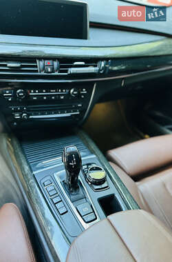 Позашляховик / Кросовер BMW X5 2016 в Дніпрі