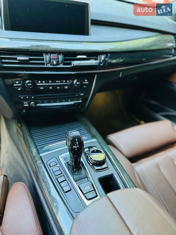 Внедорожник / Кроссовер BMW X5 2016 в Днепре