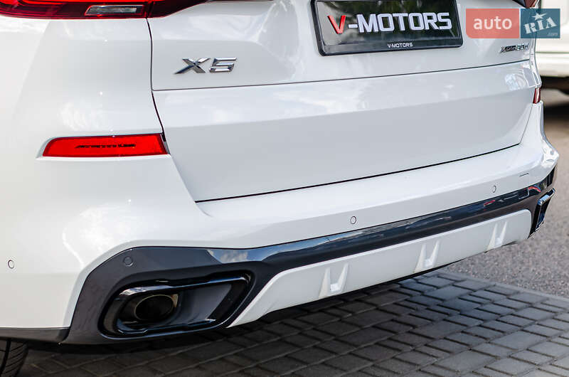 Внедорожник / Кроссовер BMW X5 2022 в Киеве