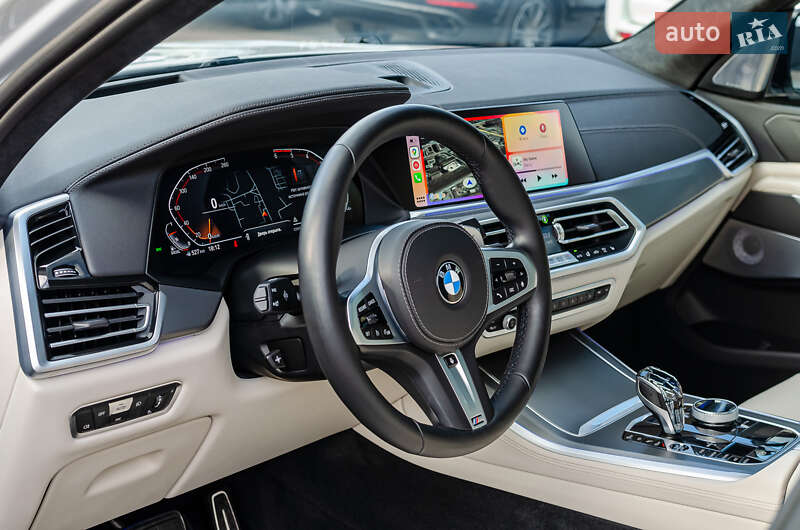 Внедорожник / Кроссовер BMW X5 2022 в Киеве