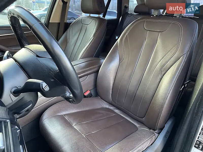 Внедорожник / Кроссовер BMW X5 2017 в Днепре