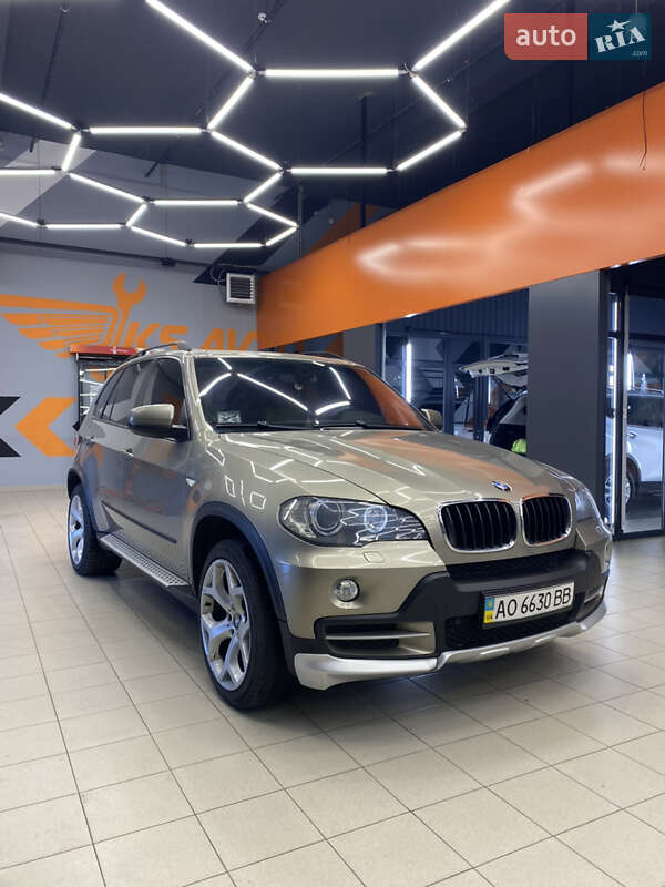 Позашляховик / Кросовер BMW X5 2007 в Ужгороді