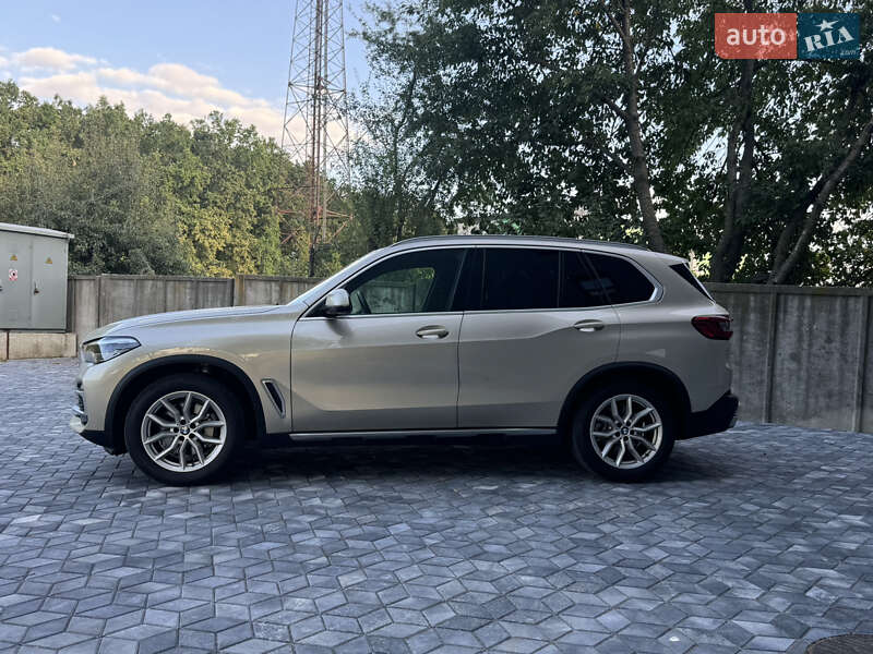 Внедорожник / Кроссовер BMW X5 2019 в Умани