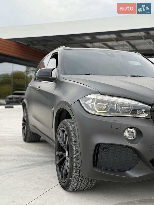 Позашляховик / Кросовер BMW X5 2014 в Звягелі
