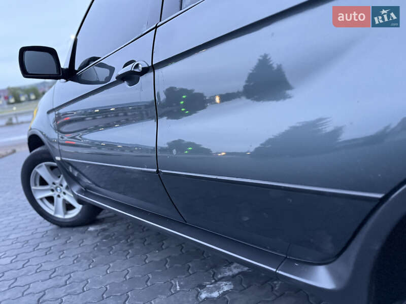 Позашляховик / Кросовер BMW X5 2005 в Чернівцях