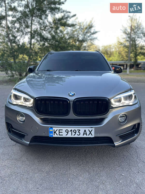 Позашляховик / Кросовер BMW X5 2014 в Кам'янському