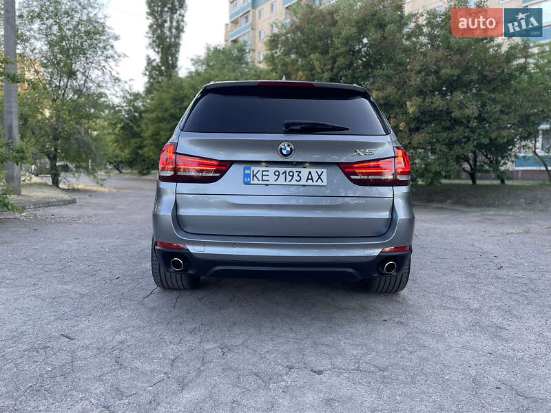 Позашляховик / Кросовер BMW X5 2014 в Кам'янському