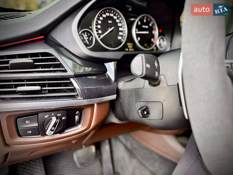 Внедорожник / Кроссовер BMW X5 2013 в Львове