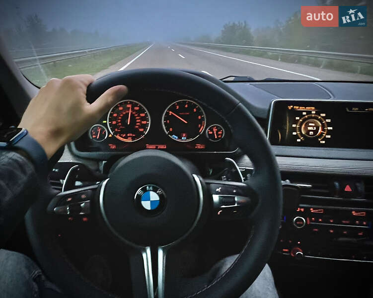 Внедорожник / Кроссовер BMW X5 2016 в Одессе