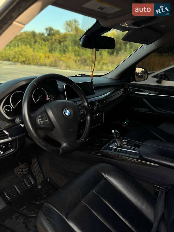 Позашляховик / Кросовер BMW X5 2014 в Бучі