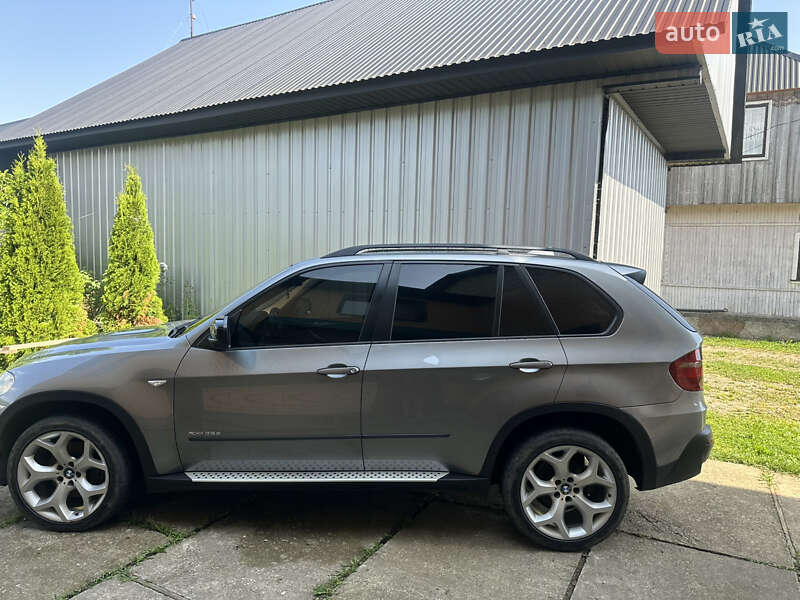 Внедорожник / Кроссовер BMW X5 2009 в Межгорье