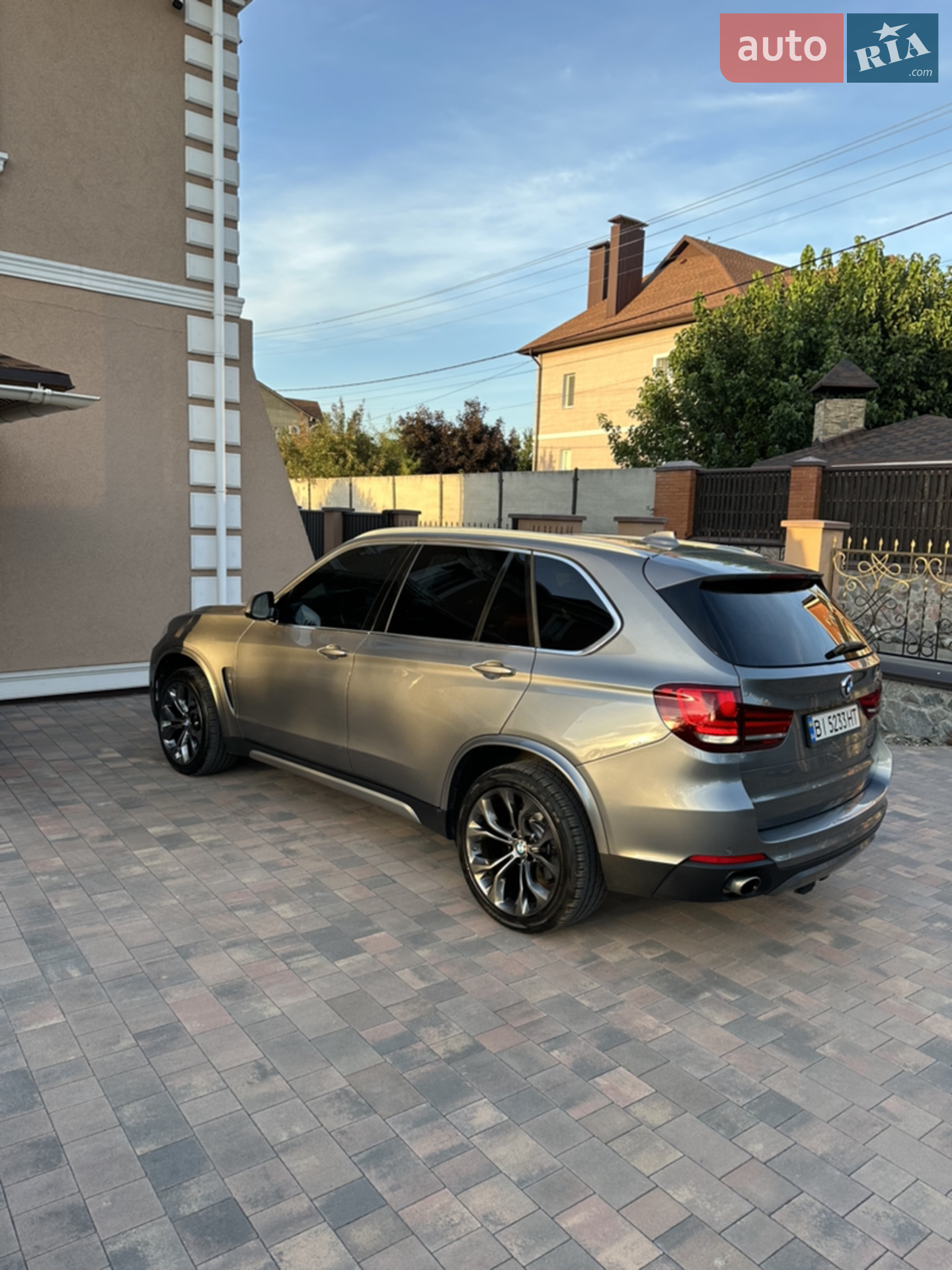 2016 BMW X5 - мініатюра 3