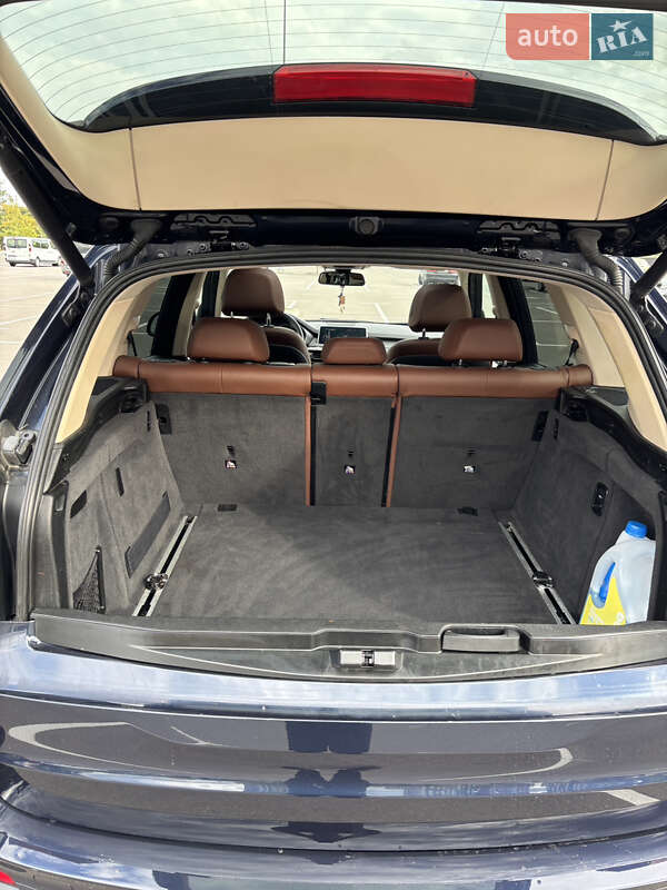 Внедорожник / Кроссовер BMW X5 2016 в Киеве