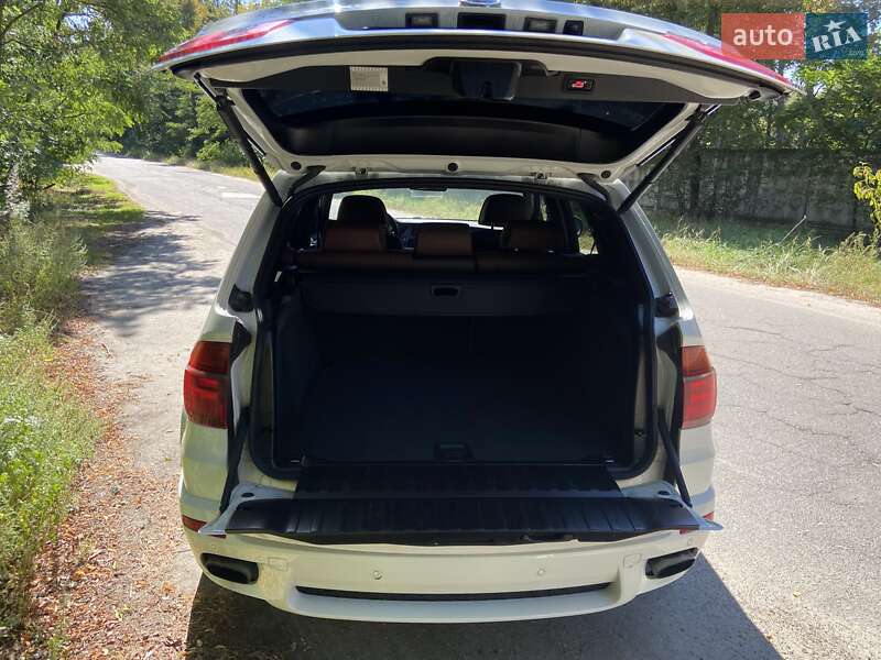 Внедорожник / Кроссовер BMW X5 2012 в Киеве