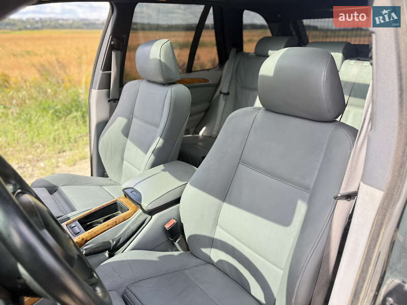 Позашляховик / Кросовер BMW X5 2005 в Чернівцях