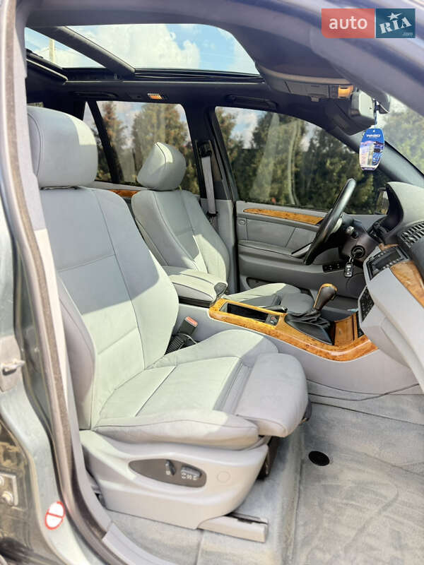 Позашляховик / Кросовер BMW X5 2005 в Чернівцях