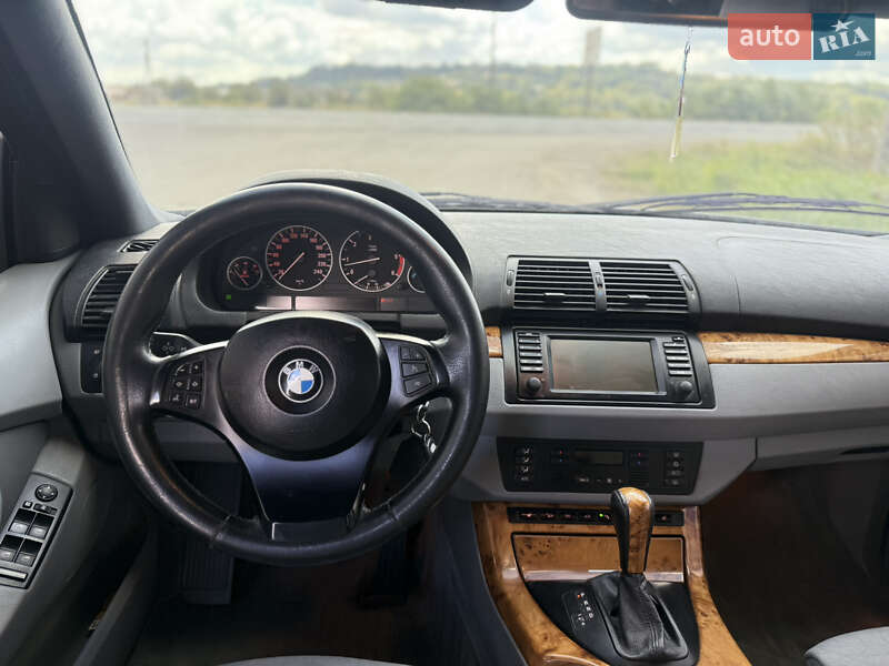 Позашляховик / Кросовер BMW X5 2005 в Чернівцях