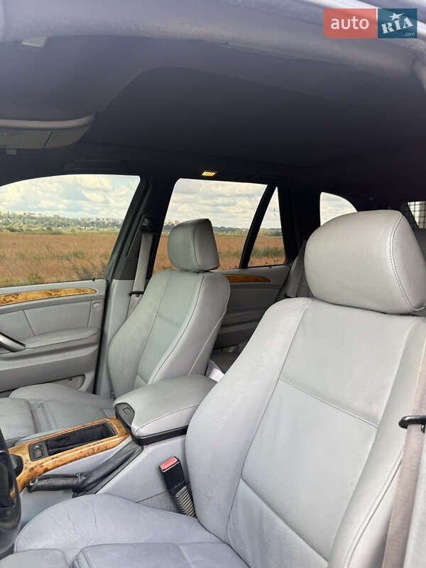 Позашляховик / Кросовер BMW X5 2005 в Чернівцях