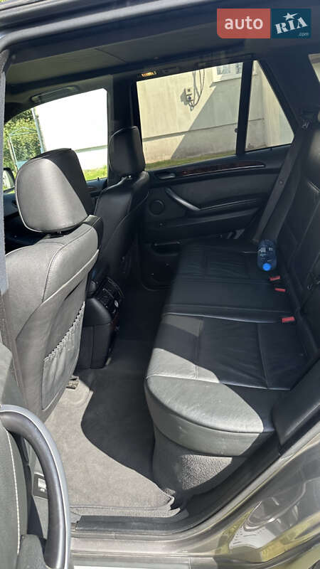 Внедорожник / Кроссовер BMW X5 2005 в Владимире