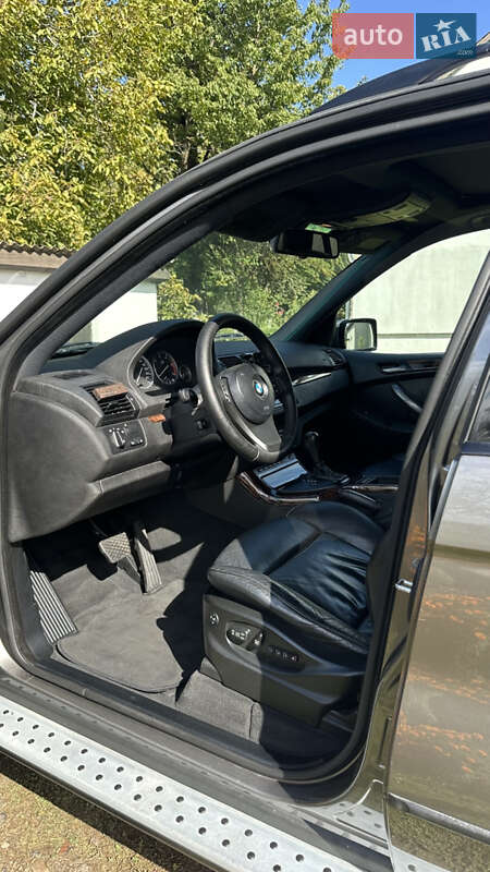 Внедорожник / Кроссовер BMW X5 2005 в Владимире