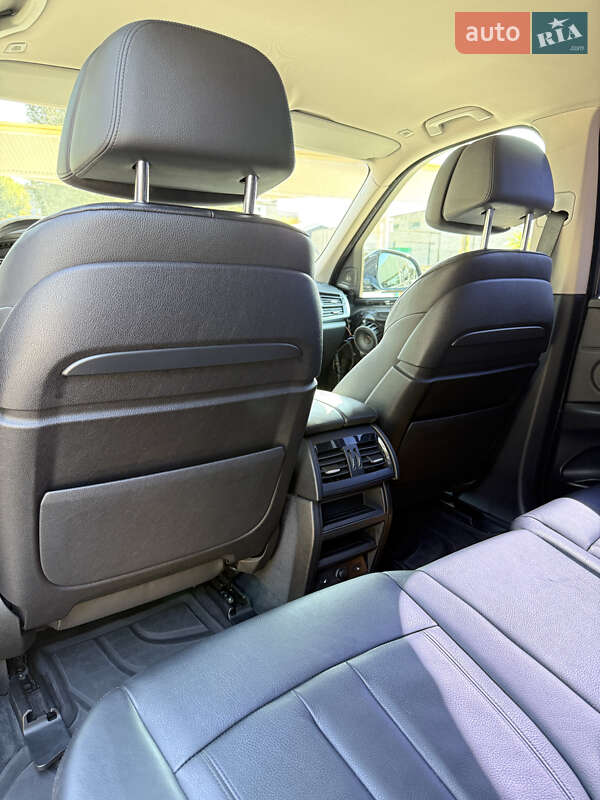 Внедорожник / Кроссовер BMW X5 2013 в Днепре