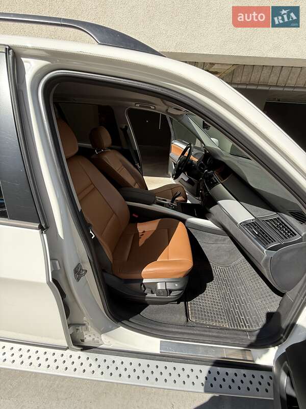 Внедорожник / Кроссовер BMW X5 2012 в Киеве