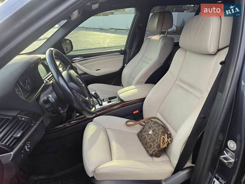 Внедорожник / Кроссовер BMW X5 2012 в Виннице