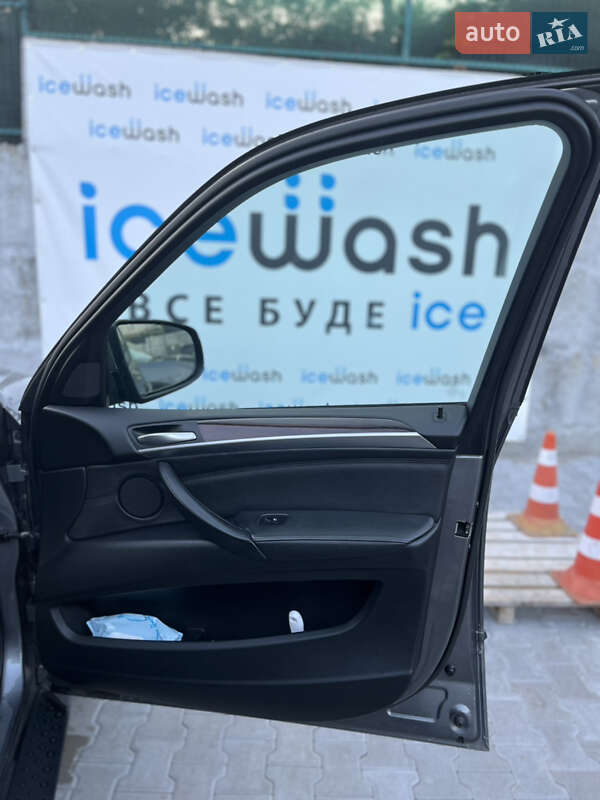 Позашляховик / Кросовер BMW X5 2008 в Києві