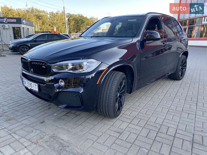Внедорожник / Кроссовер BMW X5 2017 в Ровно