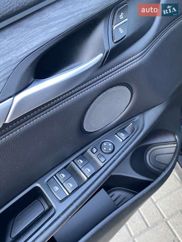 Внедорожник / Кроссовер BMW X5 2017 в Ровно