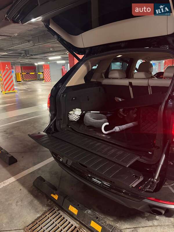 Позашляховик / Кросовер BMW X5 2016 в Львові