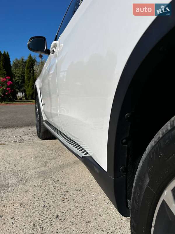 Позашляховик / Кросовер BMW X5 2015 в Києві фото 7 Позашляховик / Кросовер BMW X5 2015 в Києві