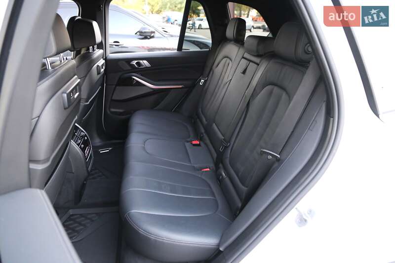 Позашляховик / Кросовер BMW X5 2020 в Києві