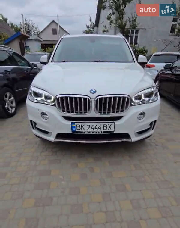 Внедорожник / Кроссовер BMW X5 2015 в Сарнах фото 5 Внедорожник / Кроссовер BMW X5 2015 в Сарнах