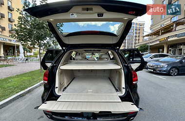 Позашляховик / Кросовер BMW X5 2014 в 