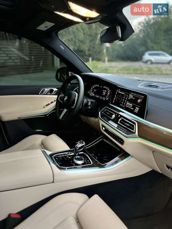 Внедорожник / Кроссовер BMW X5 2022 в Днепре