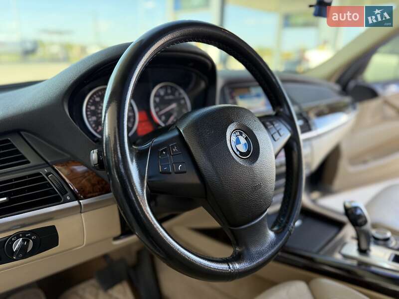 Внедорожник / Кроссовер BMW X5 2013 в Днепре