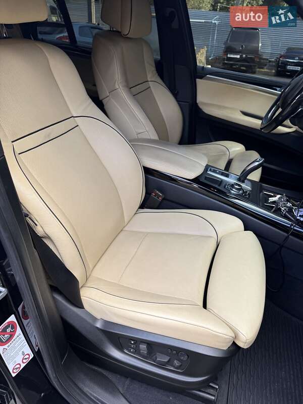 Позашляховик / Кросовер BMW X5 2013 в Львові