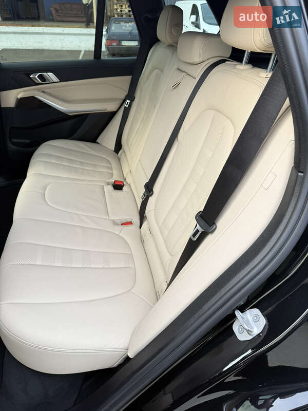 Позашляховик / Кросовер BMW X5 2020 в Луцьку