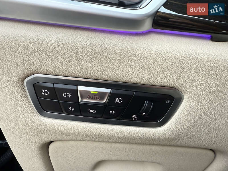 Позашляховик / Кросовер BMW X5 2020 в Луцьку