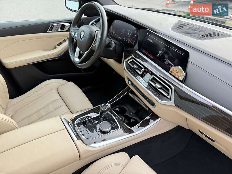 Позашляховик / Кросовер BMW X5 2020 в Луцьку