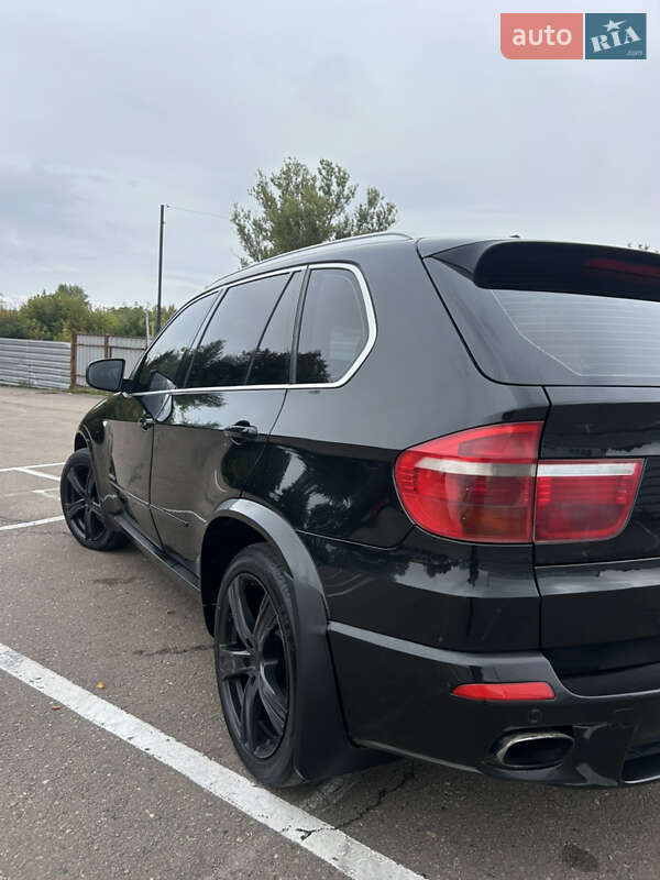 Позашляховик / Кросовер BMW X5 2009 в Києві