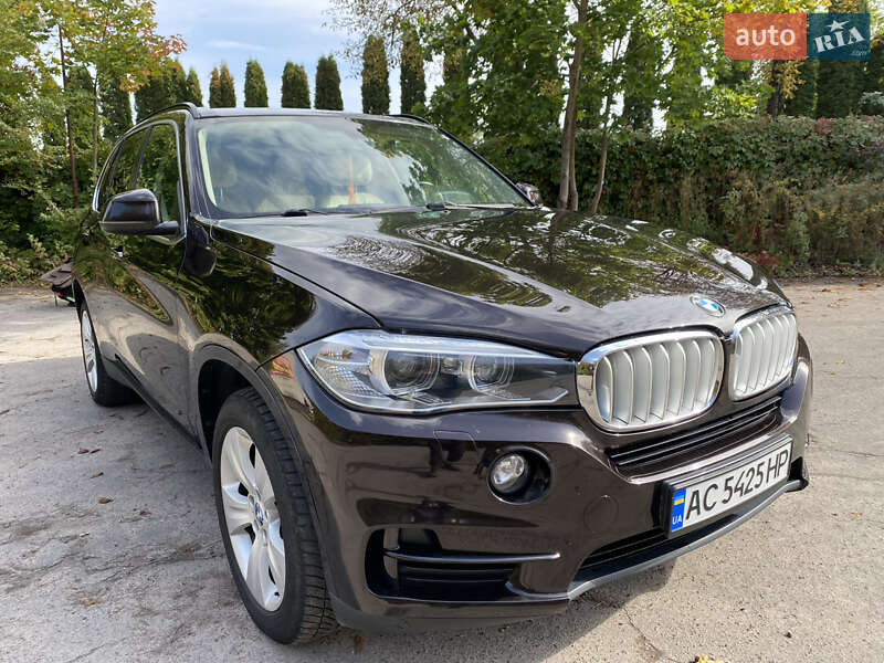 Внедорожник / Кроссовер BMW X5 2013 в Луцке
