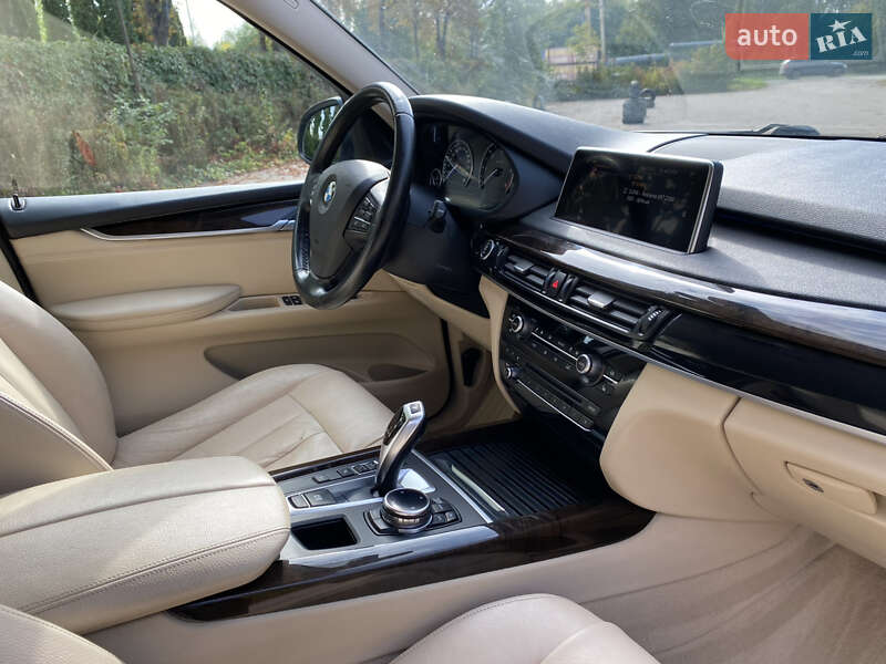 Внедорожник / Кроссовер BMW X5 2013 в Луцке
