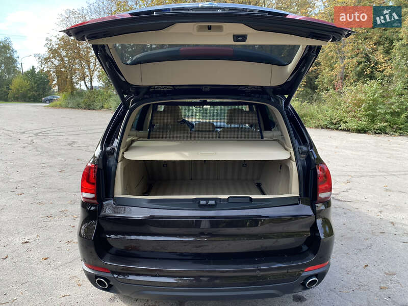 Внедорожник / Кроссовер BMW X5 2013 в Луцке